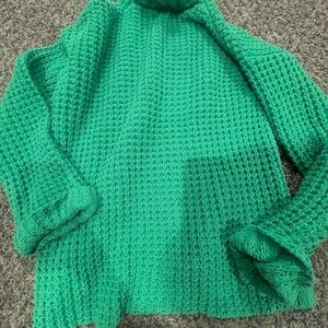 Green Chunky Knit Turtleneck Sweater